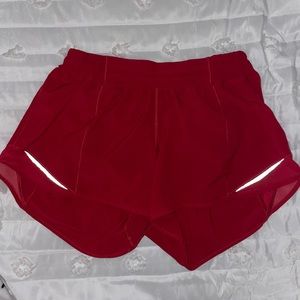 Lululemon Hotty Hot shorts